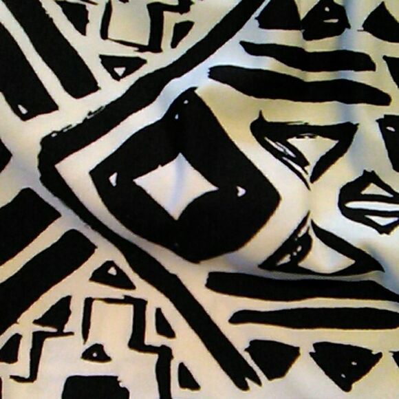 Perceptions Border Print Shift Dress - Picture 7 of 7